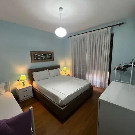 Dions Apartment
